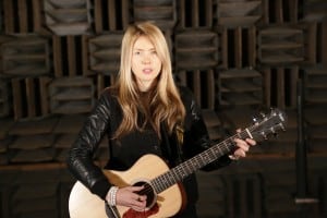 Beatie Wolfe in Nokia Bell Labs Anechoic Chamber by Theo Watson (22)