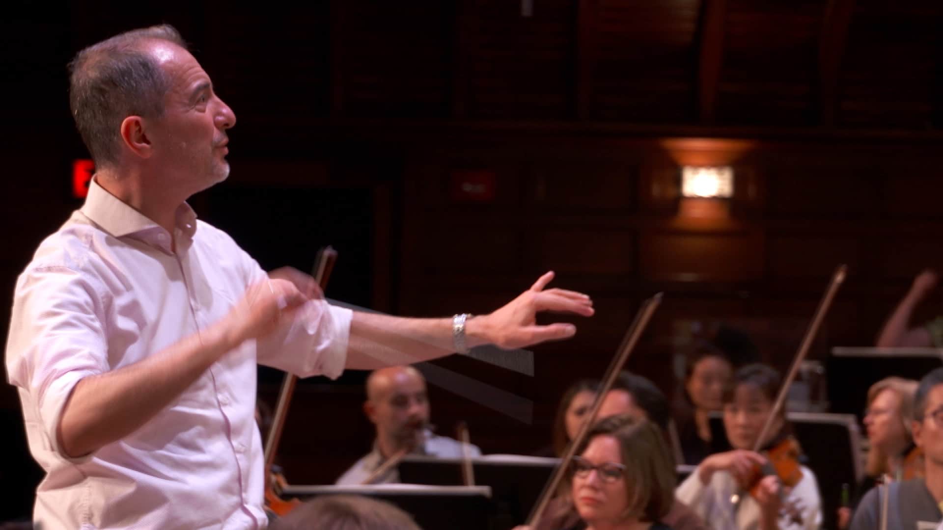 Rossen Milanov rehearses Bernstein with PSO