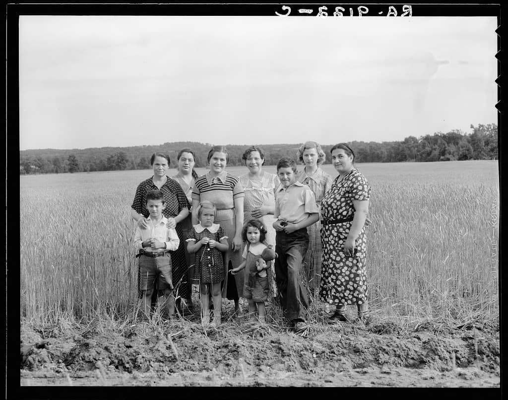 Wives and children of the cooperative farm homesteaders, 1936.